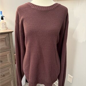 Mauve colored woven sweatshirt
